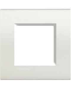 LEGRAND - BTICINO - Ramă pătrată 2 module Living Light - alb - material: tehnopolimer